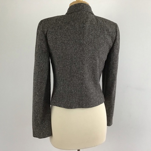 Ann Taylor stretch silk and wool zippered front tailored cropped jacket. Size 4 - Picture 3 of 11